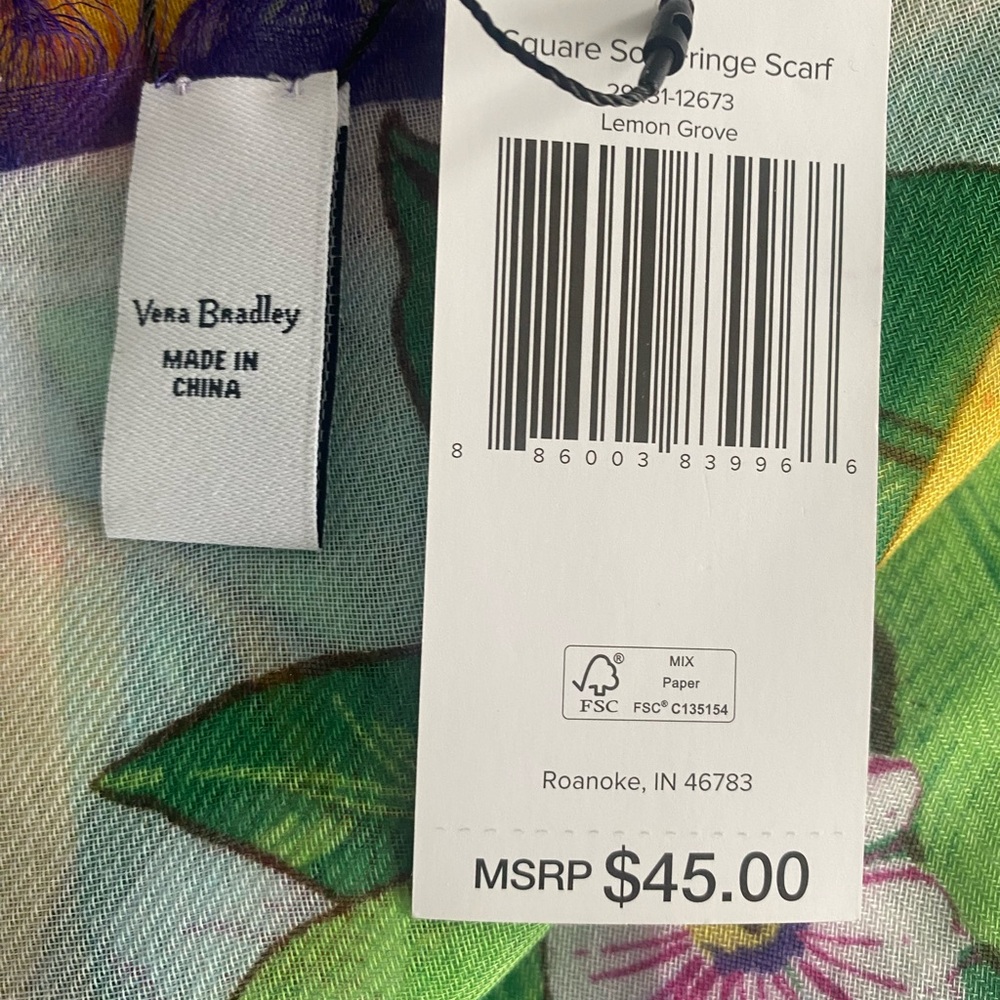 Vera Bradley Lemon Grove Pattern Scarf, Soft Fringe, NWT, Yellow, Green & Blues - Picture 4 of 5